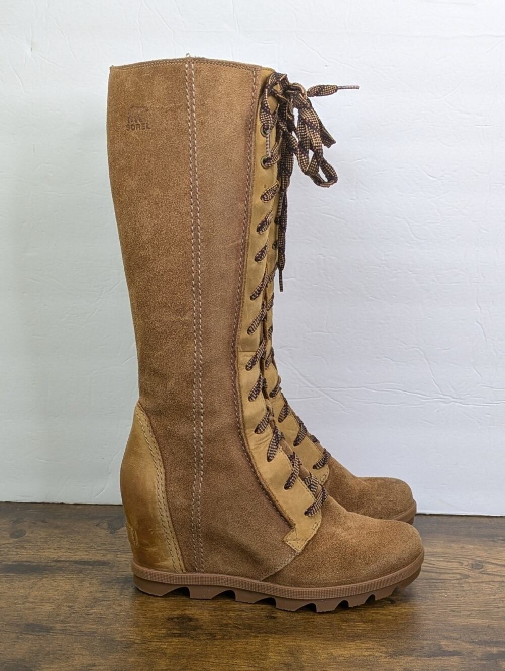 Sorel Joan Of Arctic II Wedge Boots 8 Chestnut Brown Tan Lace Up
